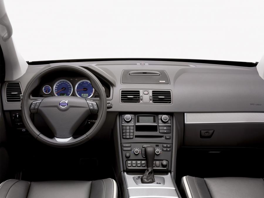  Volvo XC90 Sport 2007 года  (фото 7 из 10)
